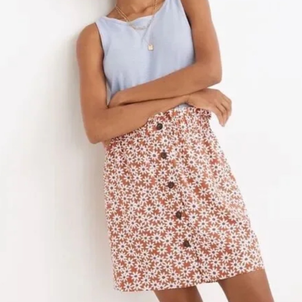 Madewell Paperbag Button-Front Mini Skirt in Falling Daisies Size Small